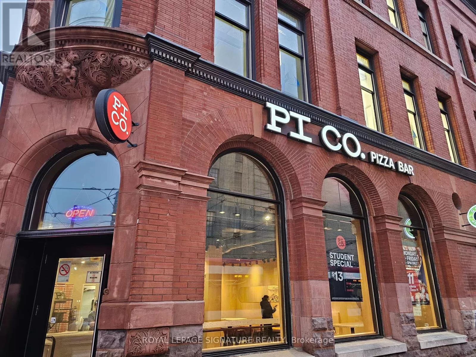 432 Church Street, Toronto, Ontario M5B 2A4