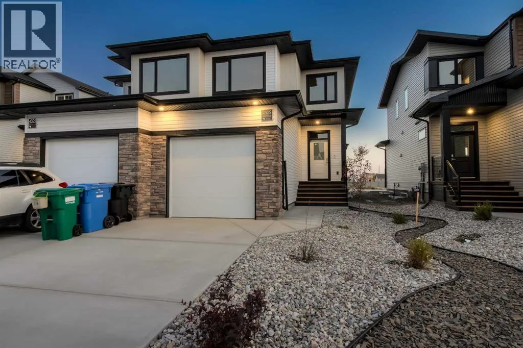 Duplex for rent: 4329 28 Avenue S, Lethbridge, Alberta T1K 8L3