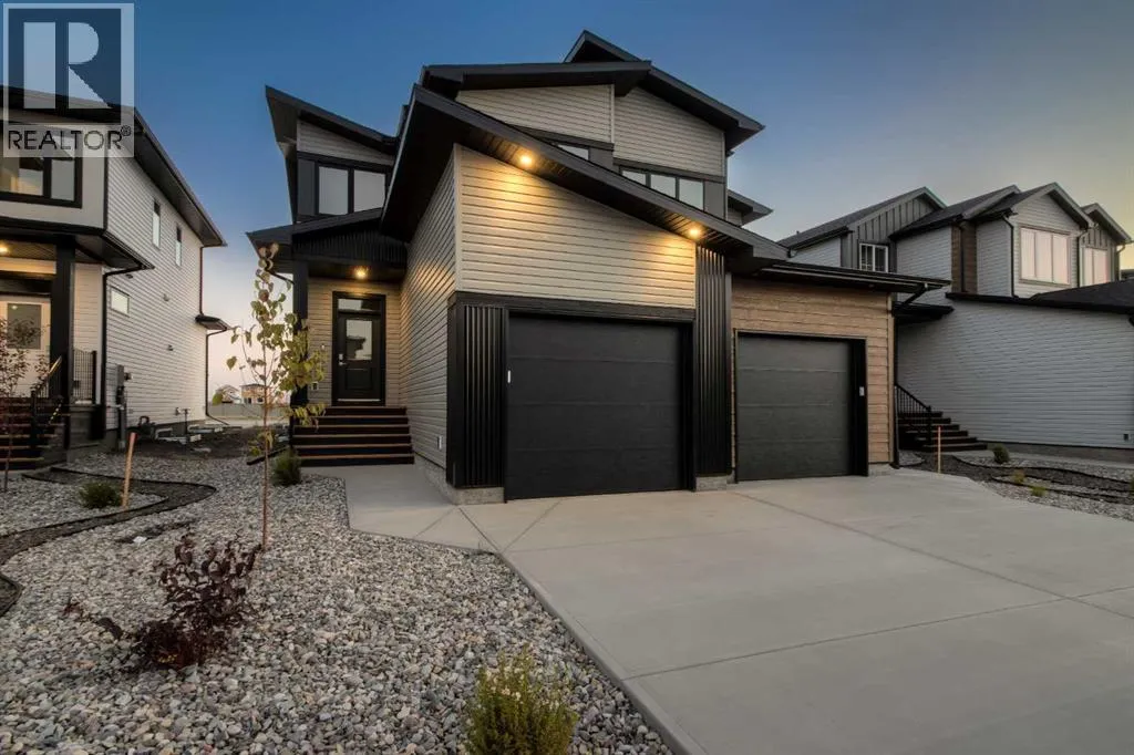 Duplex for rent: 4333 28 Avenue S, Lethbridge, Alberta T1K 8L3