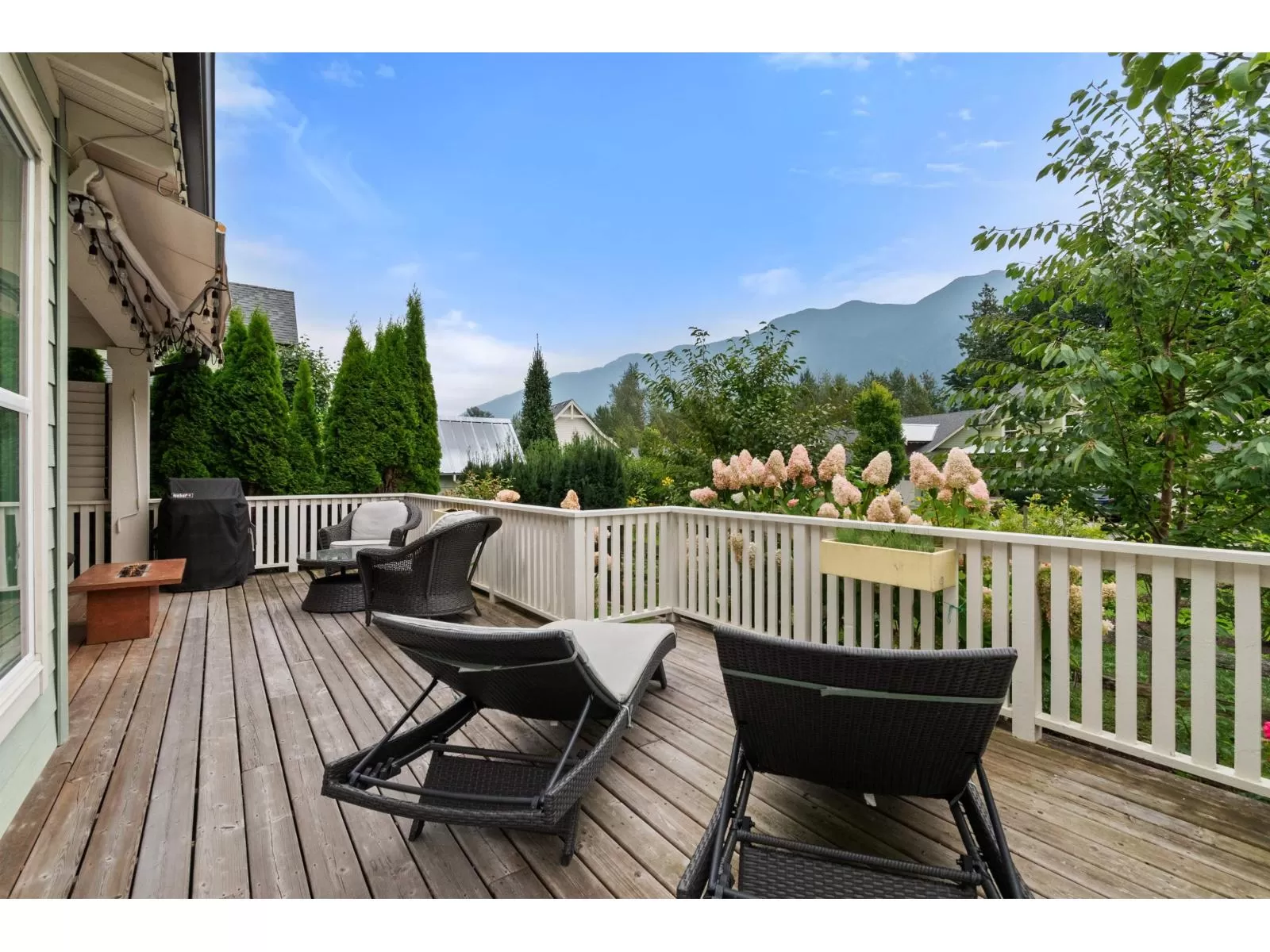 House for rent: 43346 Old Orchard Lane|cultus Lake South, Lindell Beach, British Columbia V2R 0Z4