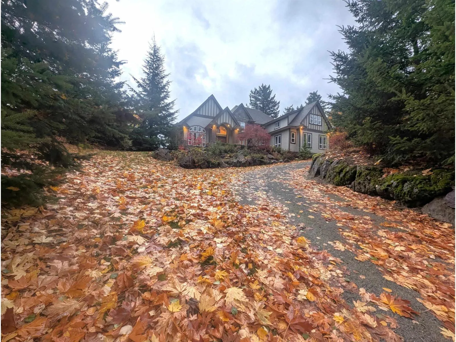 House for rent: 43350 Hillkeep Place|chilliwack Mountain, Chilliwack, British Columbia V2R 4A4