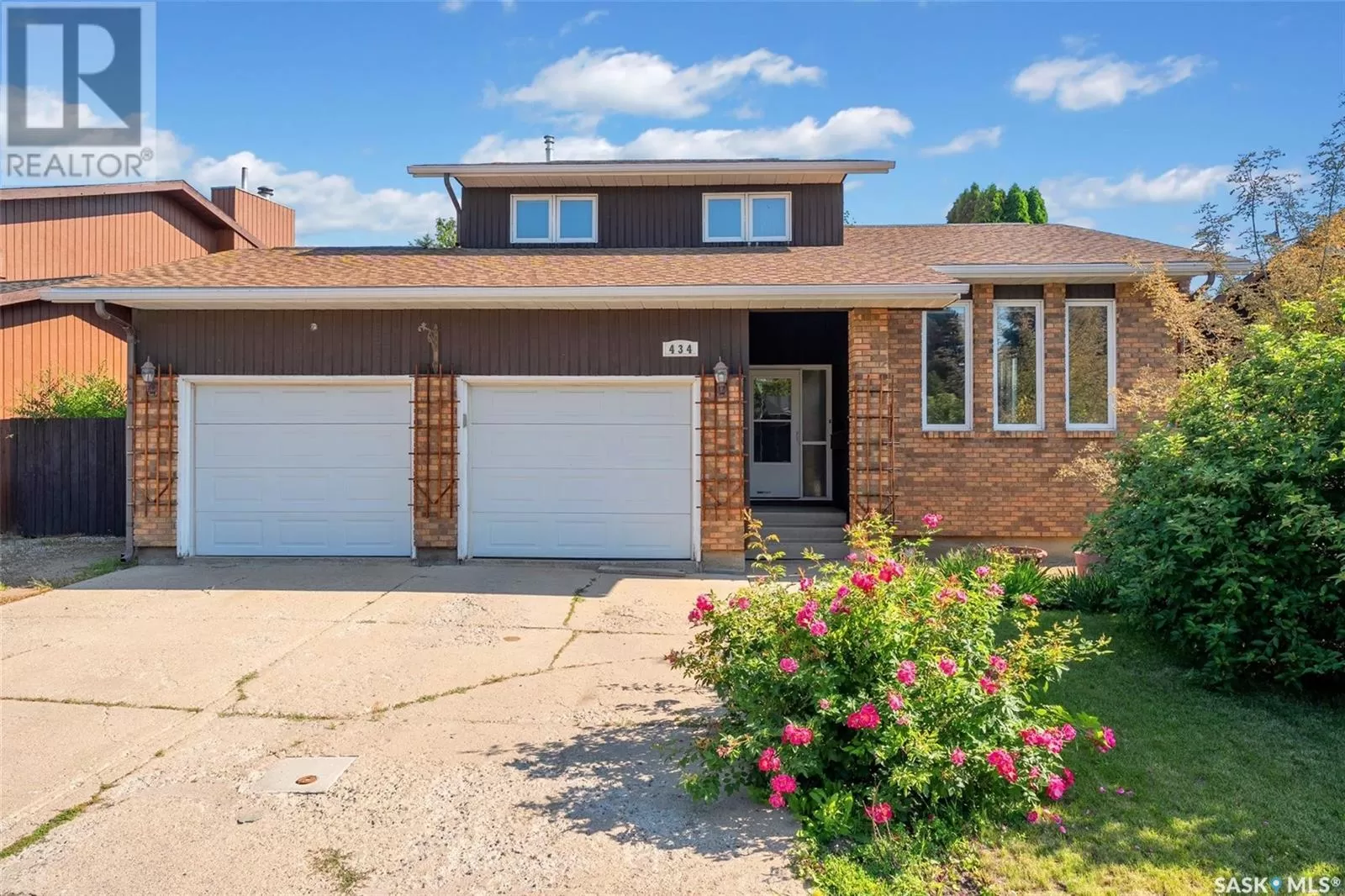 House for rent: 434 Delaronde Road, Saskatoon, Saskatchewan S7J 3Y7