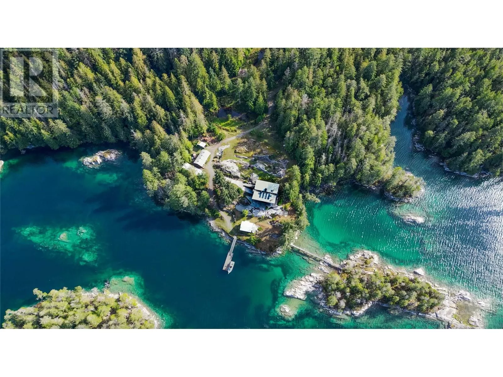 House for rent: 4355 Blind Bay Shoreline, Nelson Island, British Columbia V0N 1N0