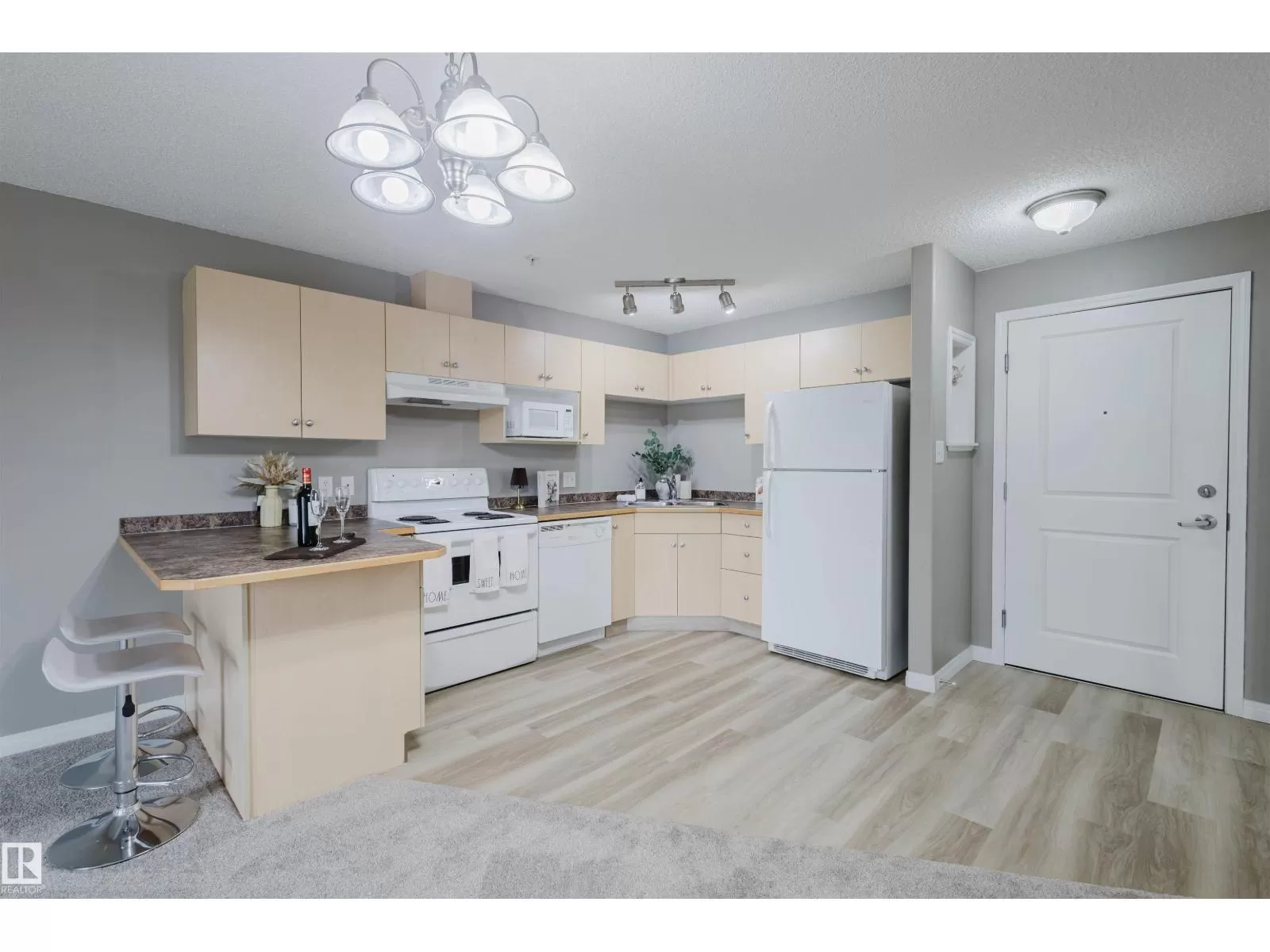 Apartment for rent: #436 11325 83 St Nw, Edmonton, Alberta T5B 4W5