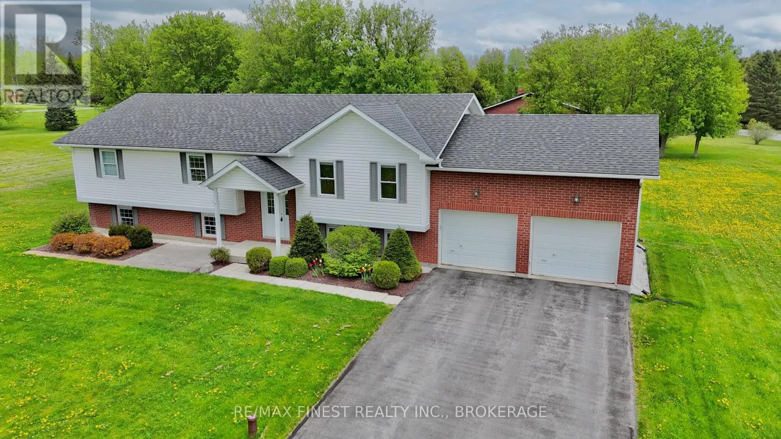 House for rent: 4360 Ashwood Drive, Frontenac, Ontario K0H 2T0