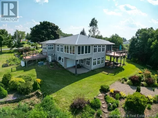 House for rent: 4361 Water Street, Miramichi, New Brunswick E1N 4M1