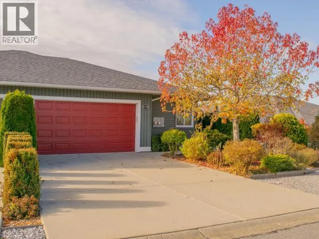 Duplex for rent: 4363 Ontario Ave, Powell River, British Columbia V8A 5B6