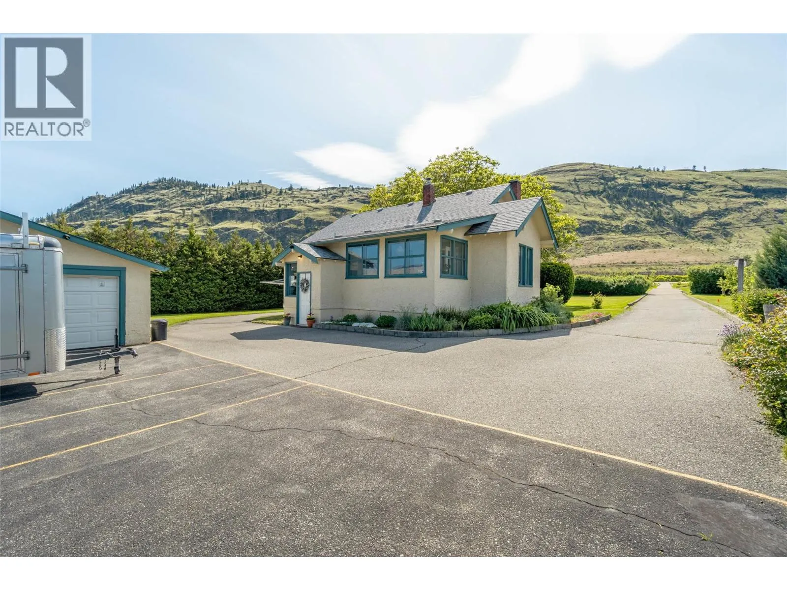 House for rent: 4371 Highway 97, Oliver, British Columbia V0H 1T1