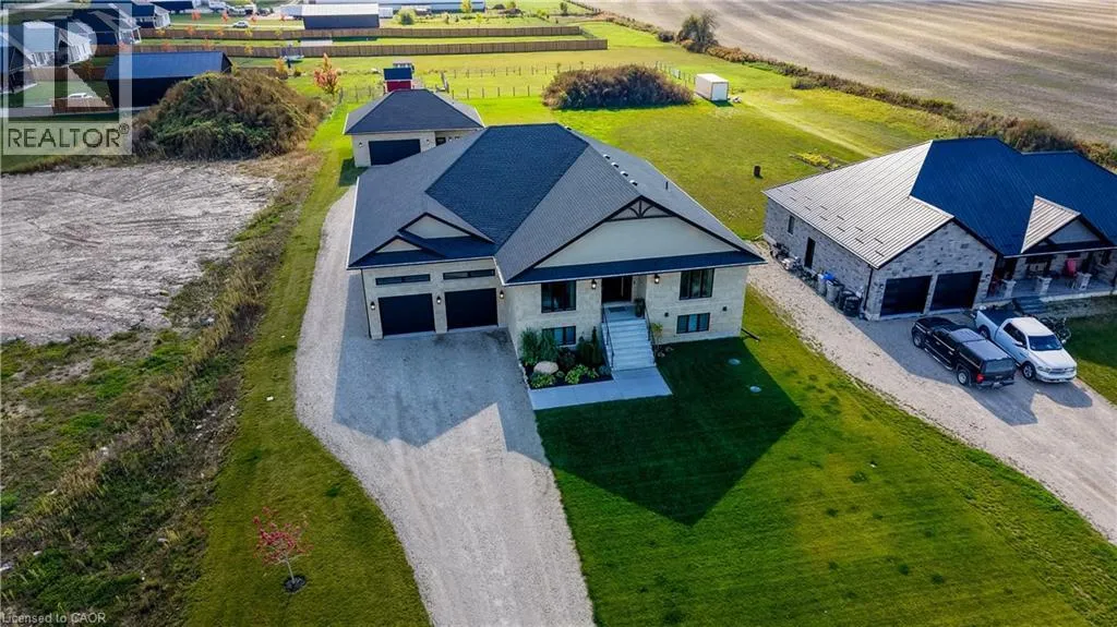 House for rent: 43711 Adelaide Street, Cranbrook, Ontario N0G 1H0