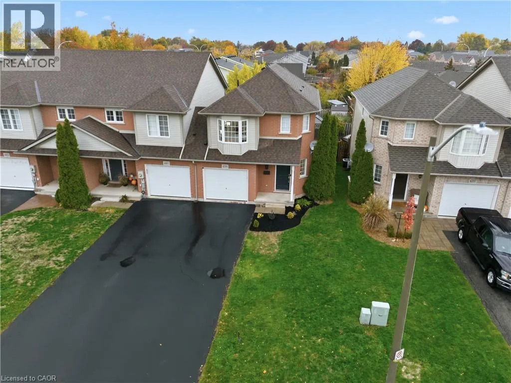 Row / Townhouse for rent: 4399 Christopher Court, Lincoln, Ontario L0R 1B5