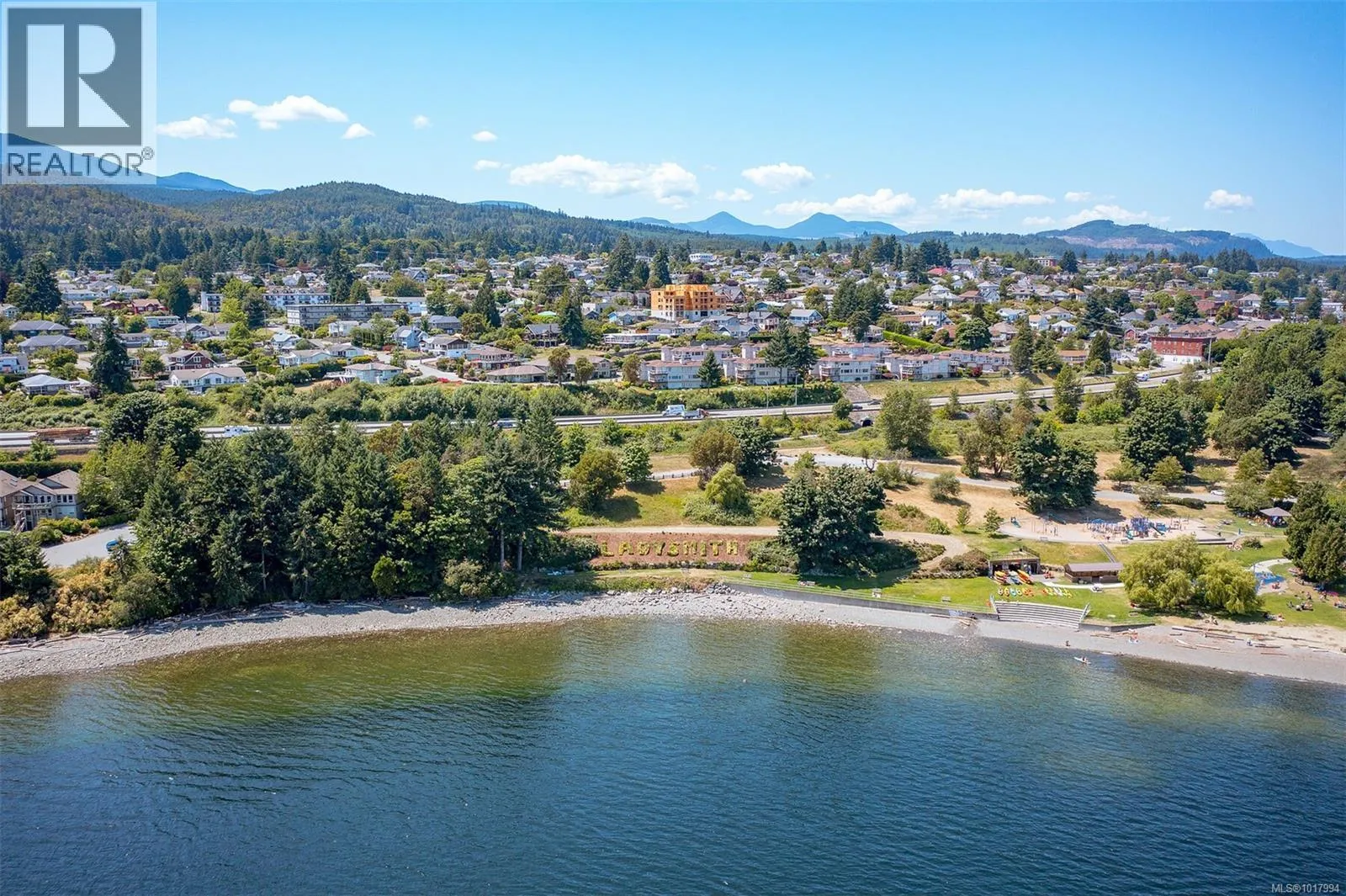 Apartment for rent: 44 100 Gifford Rd, Ladysmith, British Columbia V9G 1A1