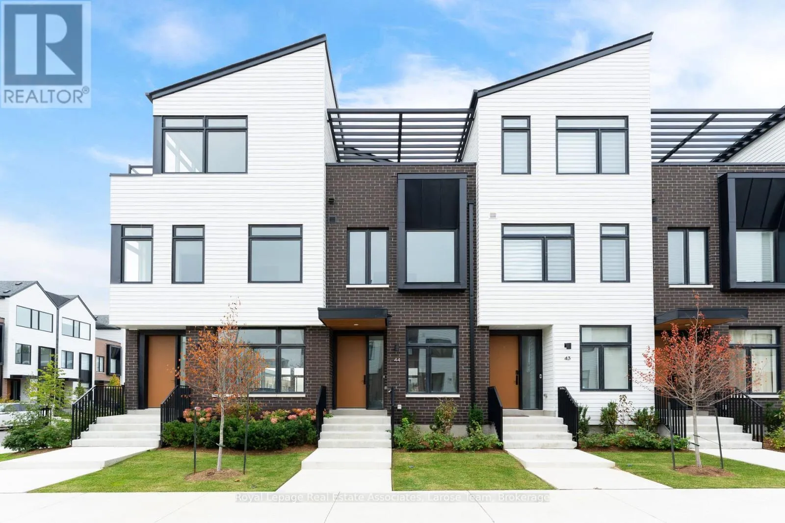 Row / Townhouse for rent: 44 - 30 Lou Parsons Way, Mississauga, Ontario L5H 0B2