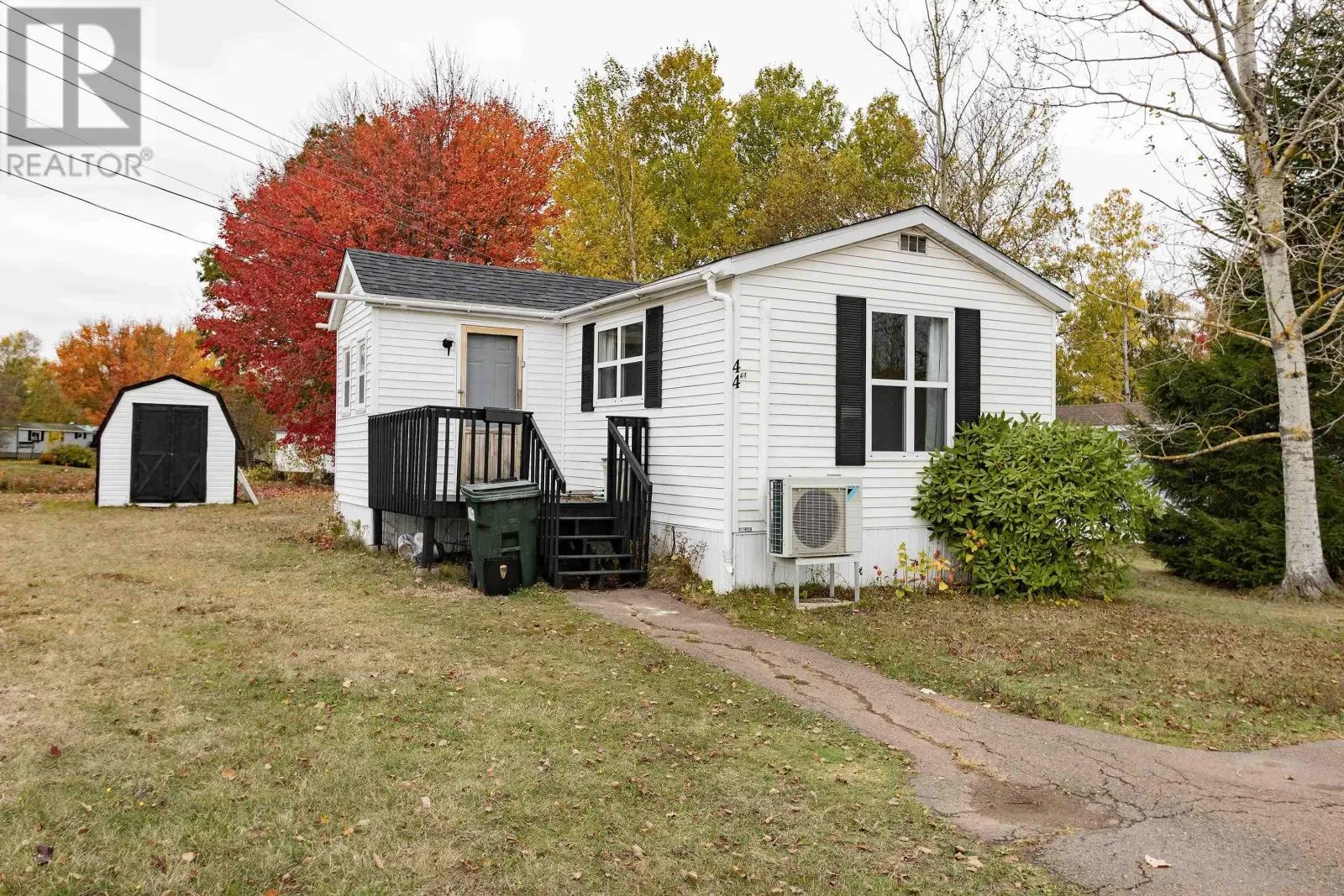 Mobile Home for rent: 44 Anson Avenue, Amherst, Nova Scotia B4H 4K7