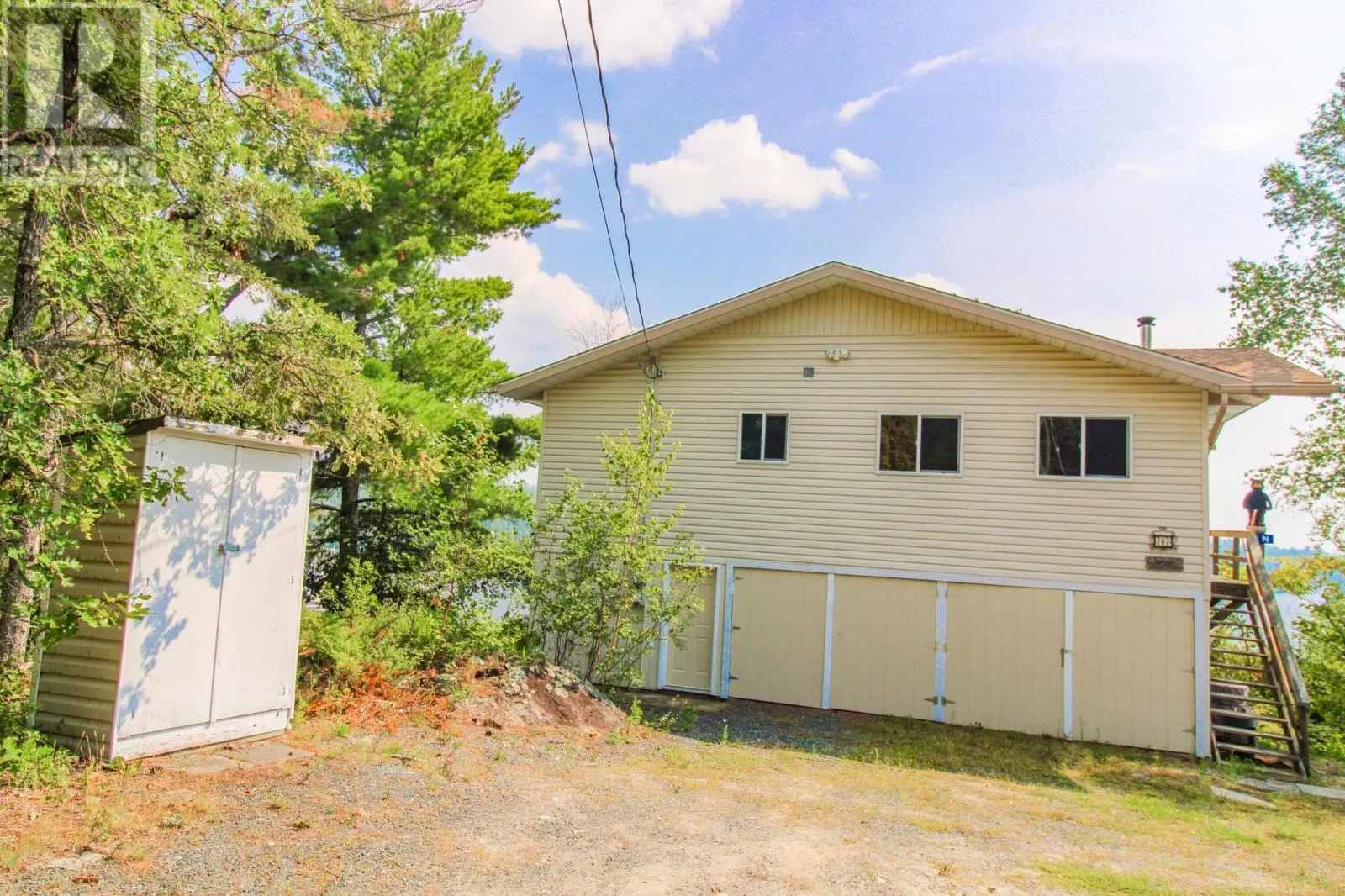 44 Bigstone Bay Lodge, Kirkup Township, Ontario P9N 3W8