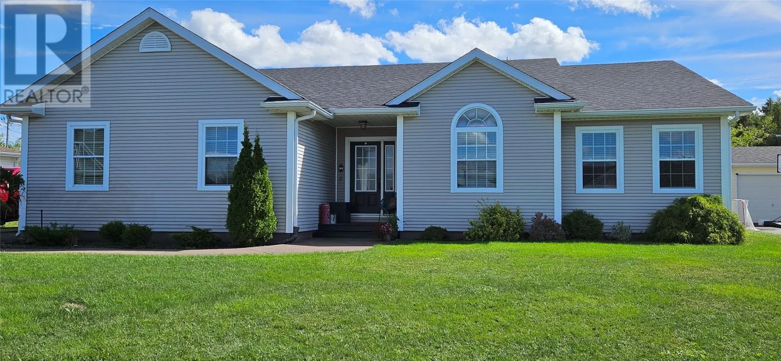 House for rent: 44 Bouzane Street, Grand Falls-Windsor, Newfoundland & Labrador A2A 2W9