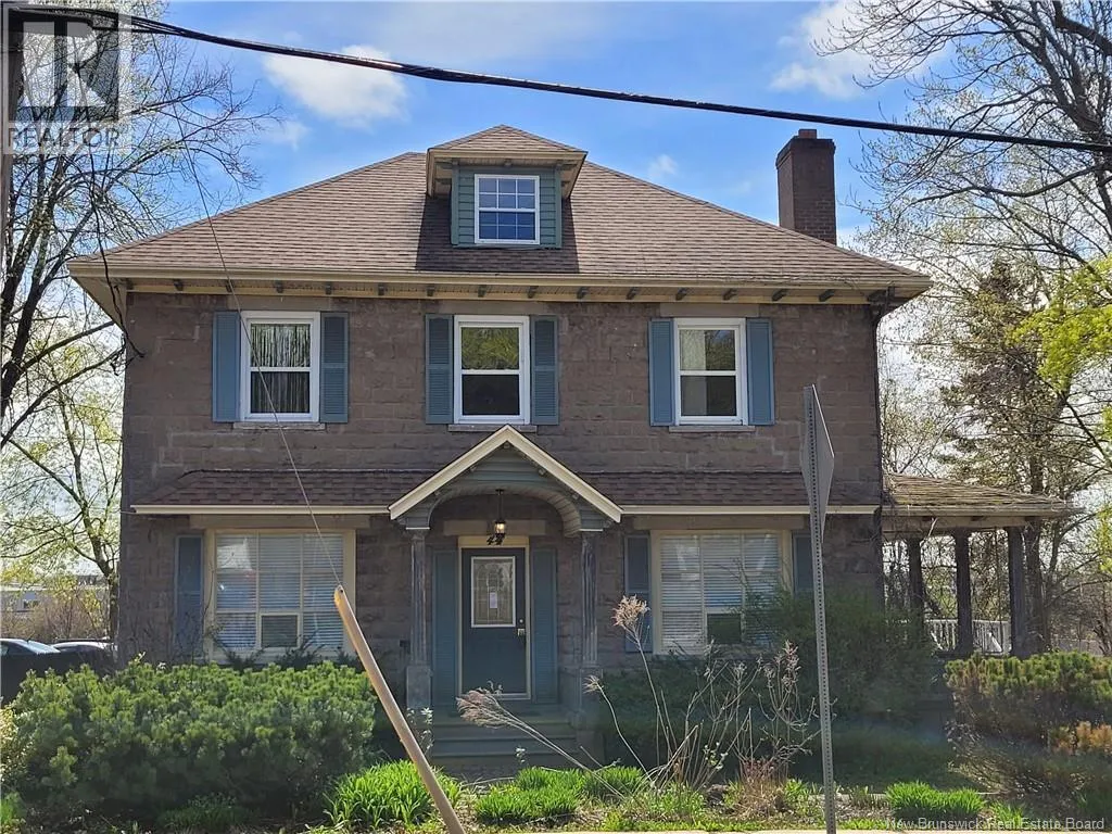 Triplex for rent: 44 Donald Avenue, Moncton, New Brunswick E1A 3B1