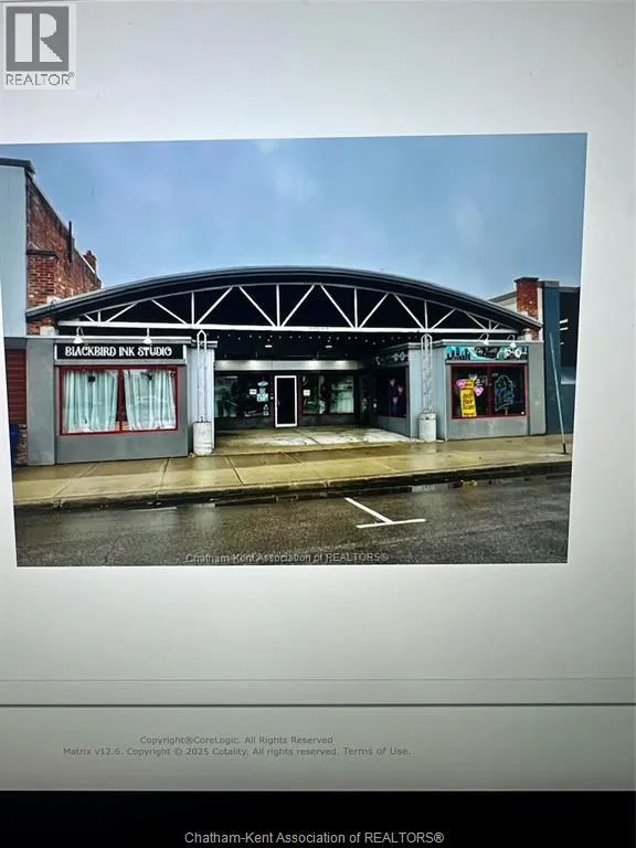 44 Fourth Street, Chatham, Ontario N7M 2G2