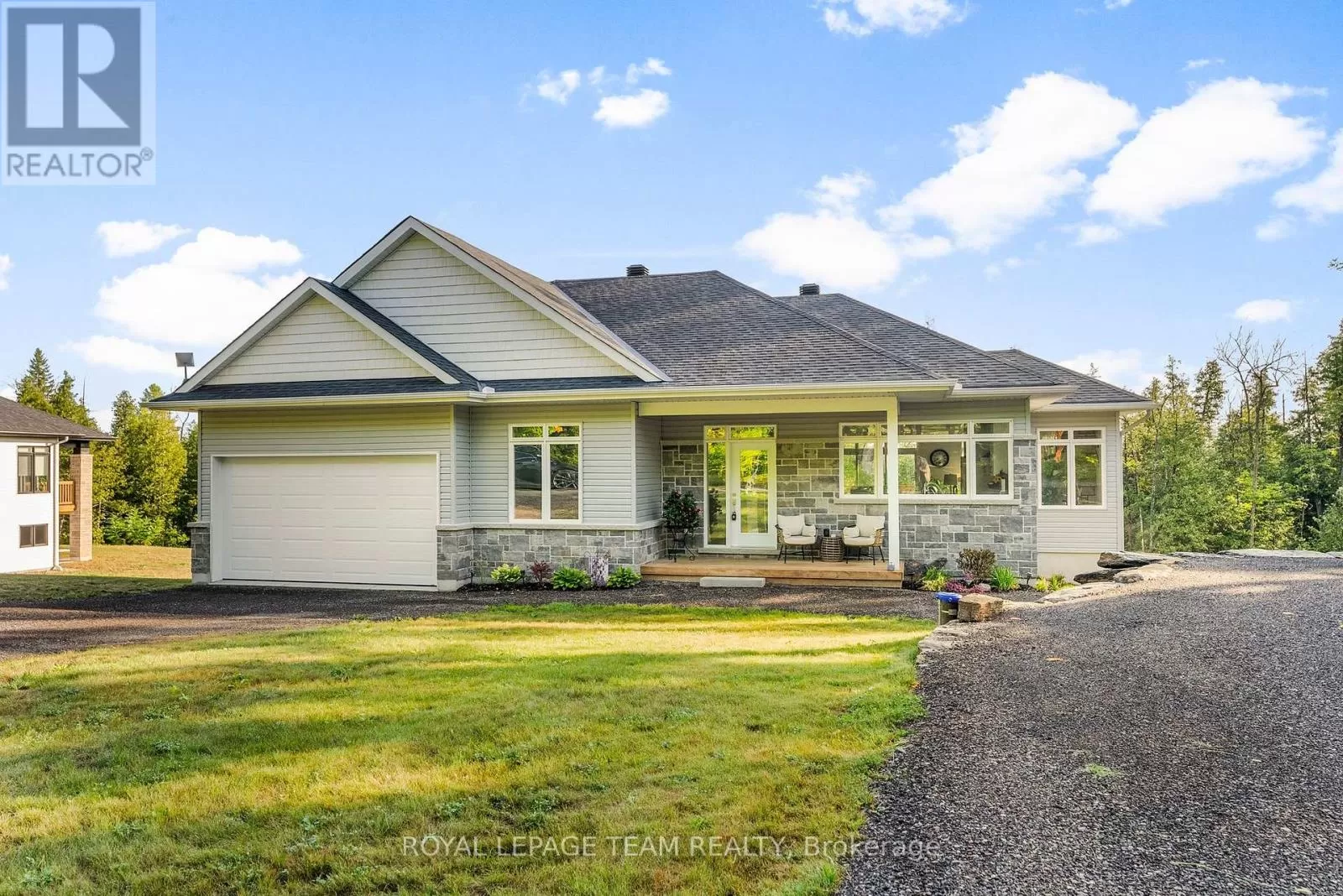 House for rent: 44 Morning Flight Court, Greater Madawaska, Ontario K0J 1H0