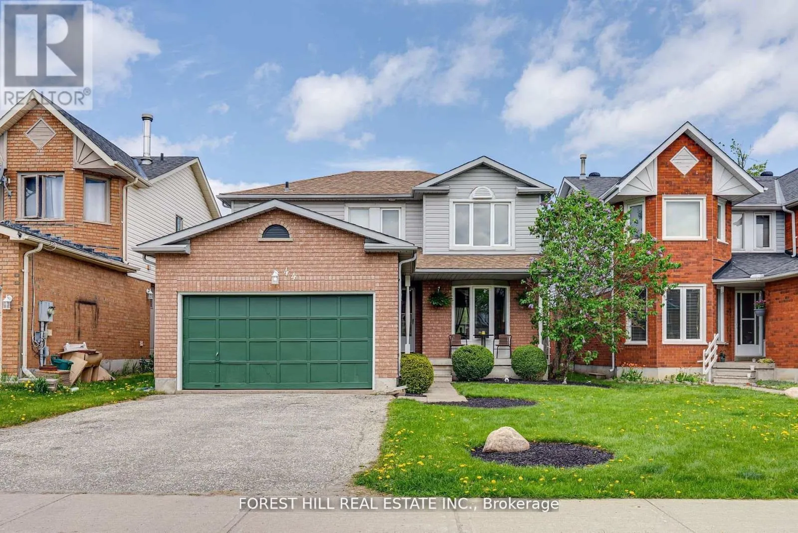 House for rent: 44 Quance Street, Barrie, Ontario L4N 7M3