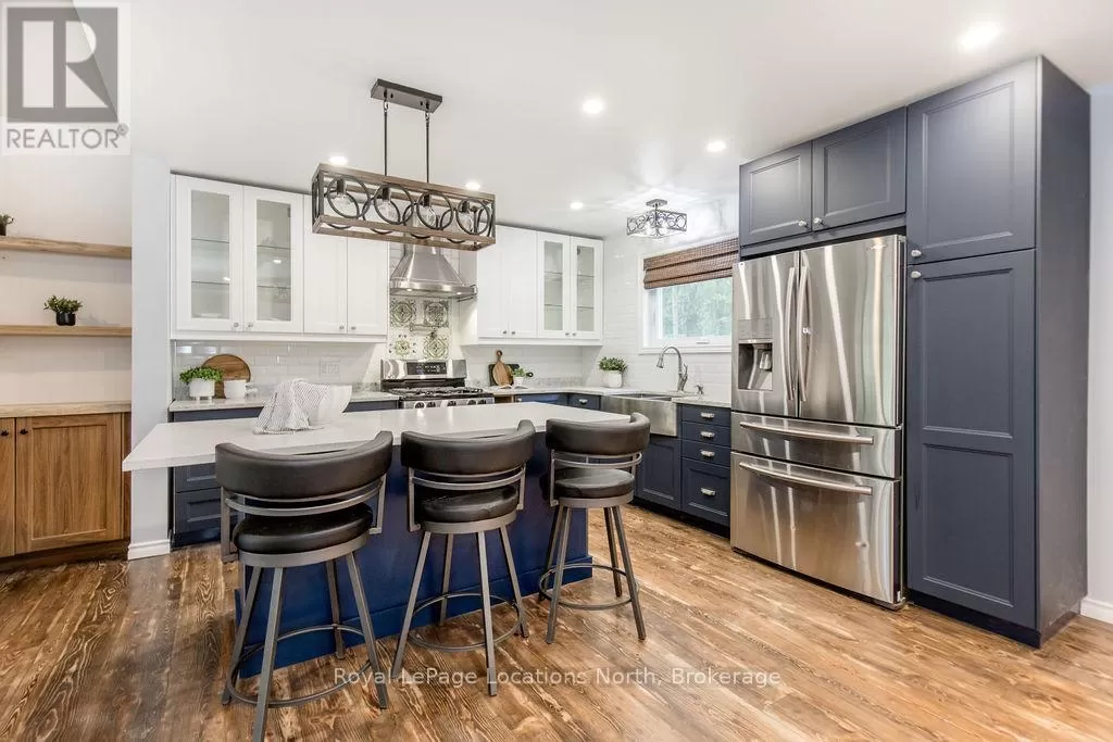 House for rent: 44 Stroud Crescent, Wasaga Beach, Ontario L9Z 2T5