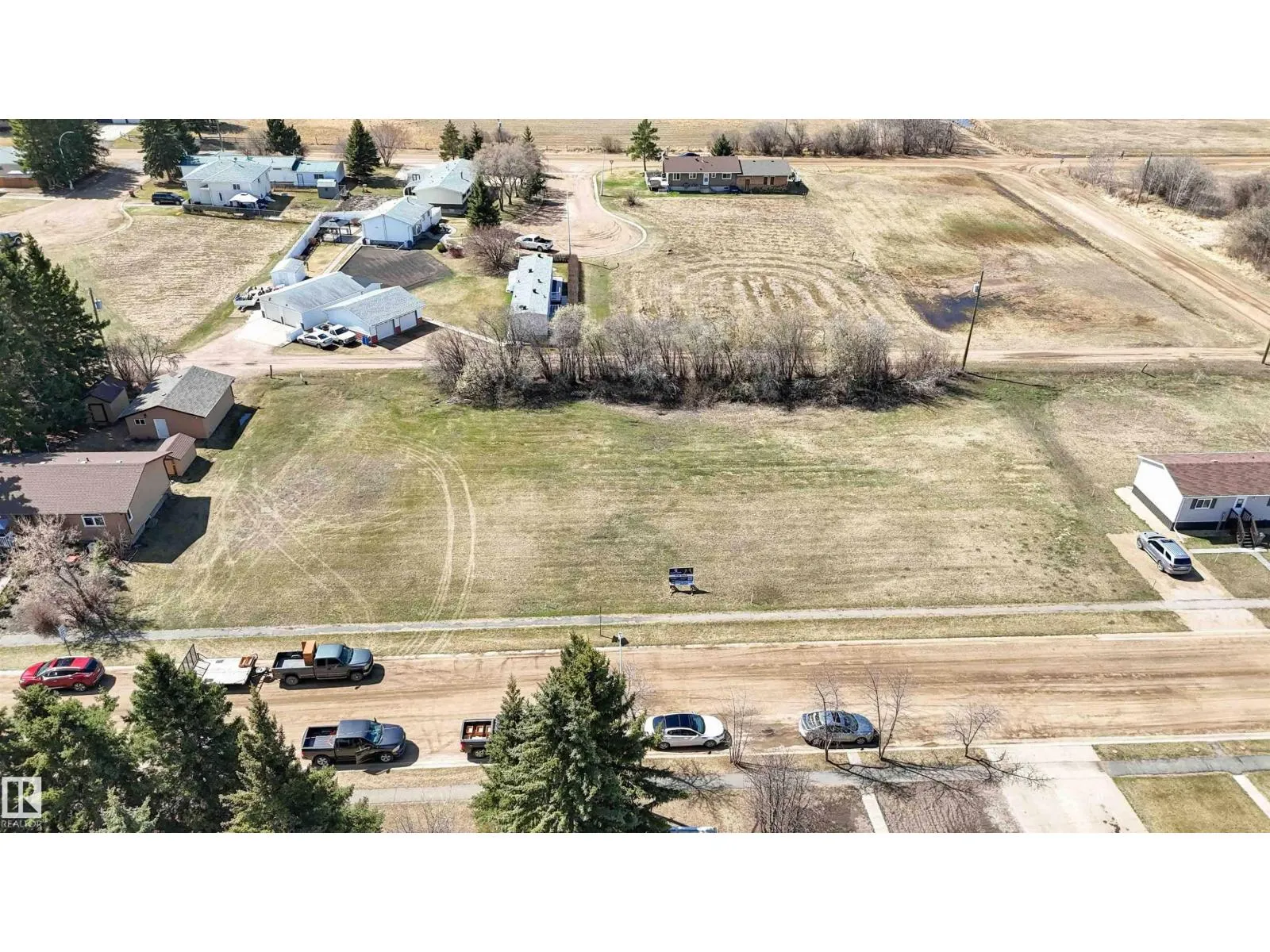 No Building for rent: 440 6 St, Thorhild, Alberta T0A 3J0