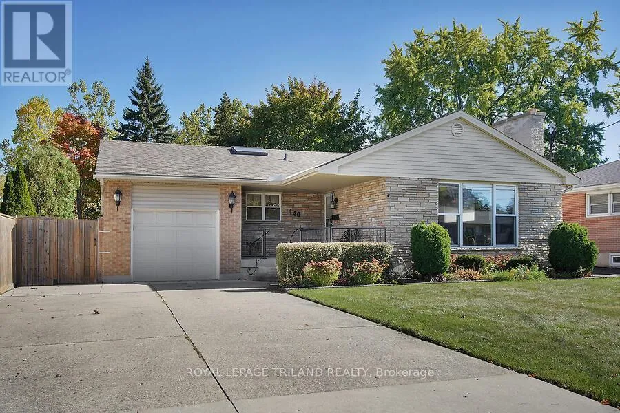 House for rent: 440 Beachwood Avenue, London South, Ontario N6J 3K1