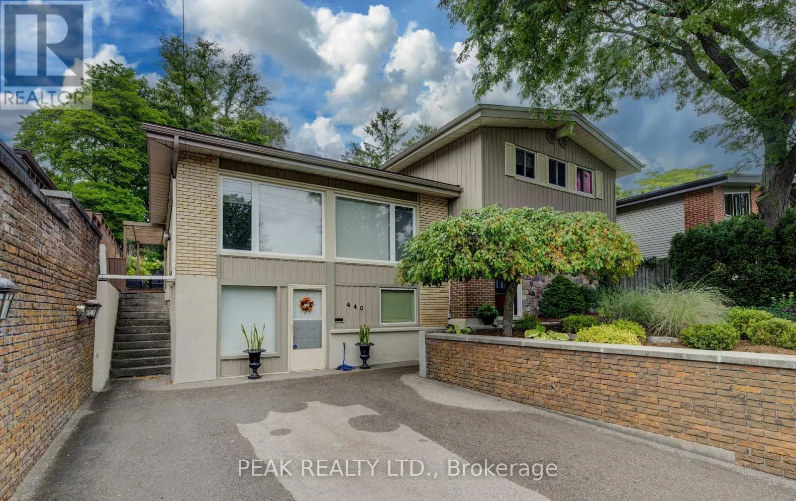 House for rent: 440 Manchester Road, Kitchener, Ontario N2B 1A5