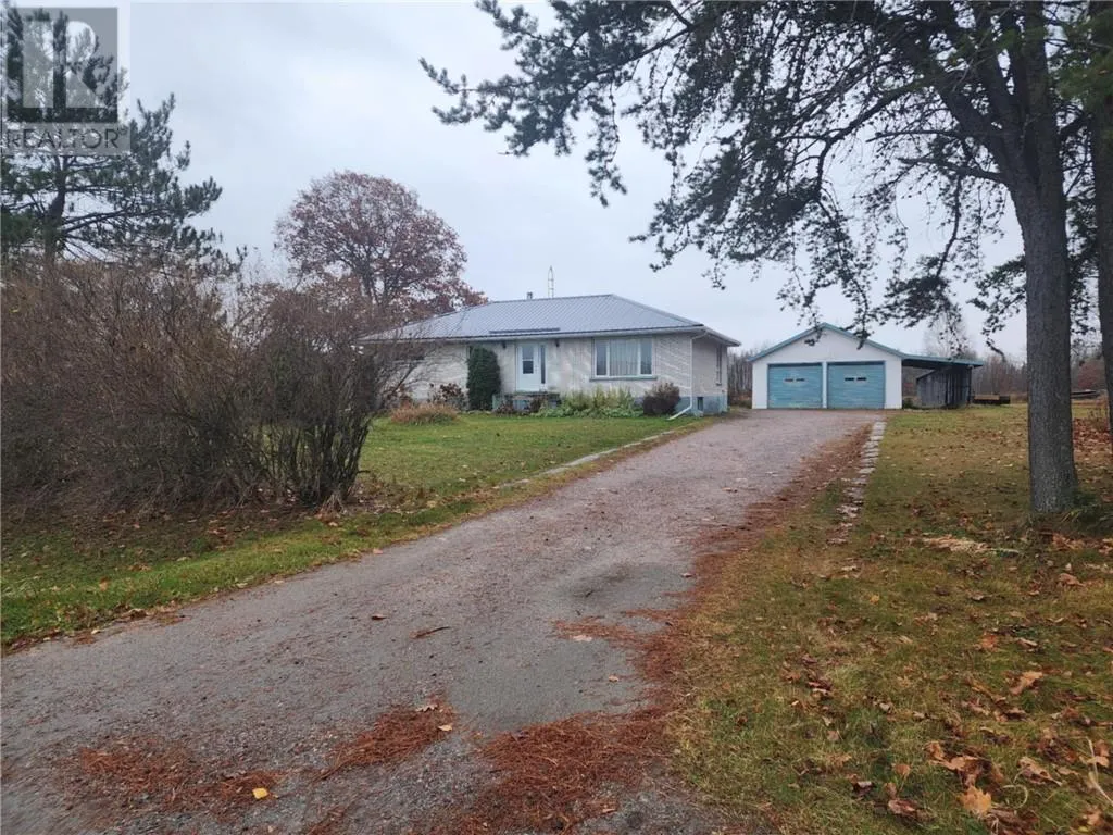 House for rent: 440 Whitetail Road, Noelville, Ontario P0M 2N0