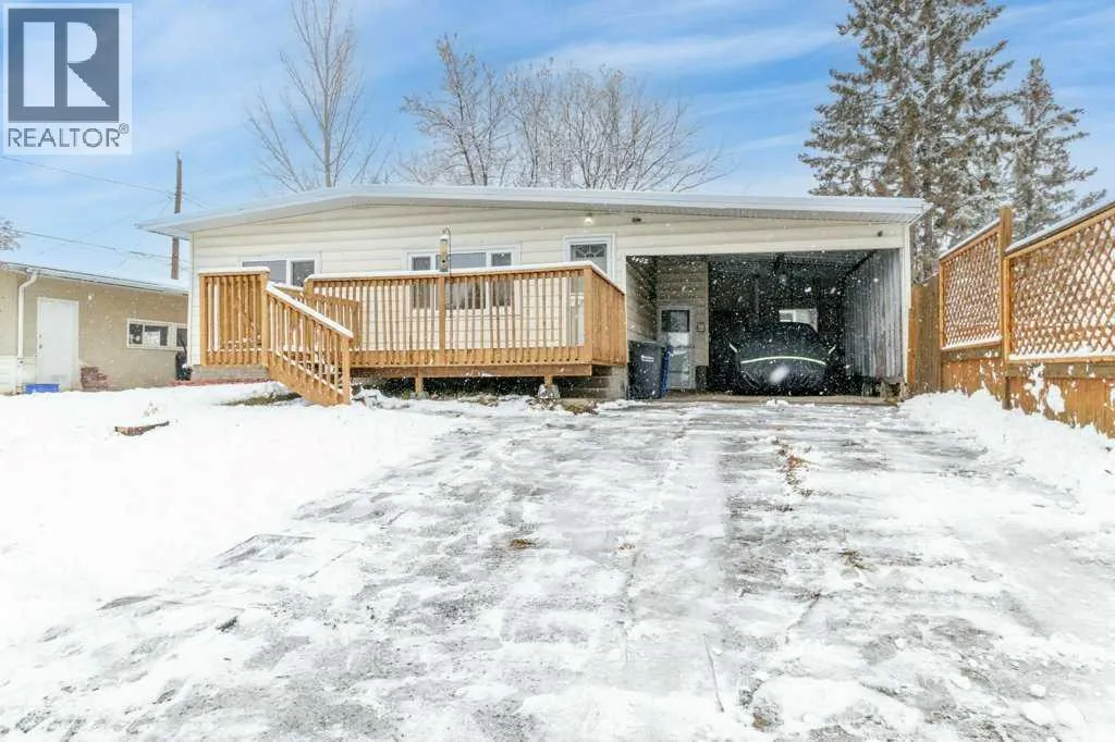 House for rent: 4402 35 Avenue, Red Deer, Alberta T4N 2S2