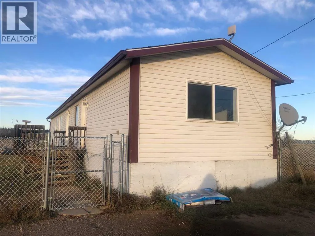 Mobile Home for rent: 4404 52 Avenue, Fort Vermilion, Alberta T0H 1N0