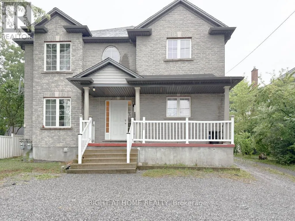 Duplex for rent: 4405 Simcoe Street, Niagara Falls, Ontario L2E 1T7