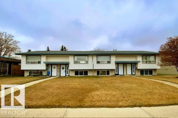 Fourplex for rent: 4407 47 St, Wetaskiwin, Alberta T9A 1C2