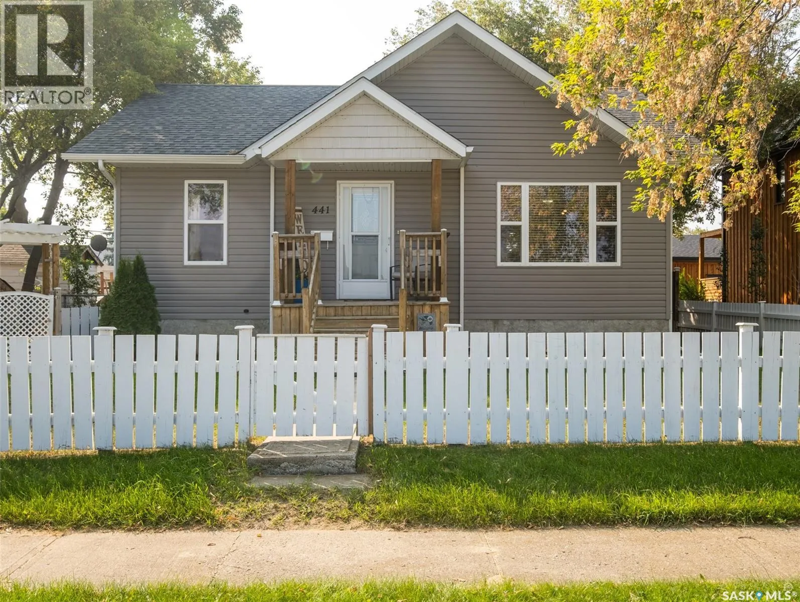 House for rent: 441 6th Street E, Prince Albert, Saskatchewan S6V 0N3