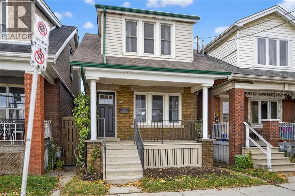 House for rent: 441 Ottawa Street N, Hamilton, Ontario L8H 4A2
