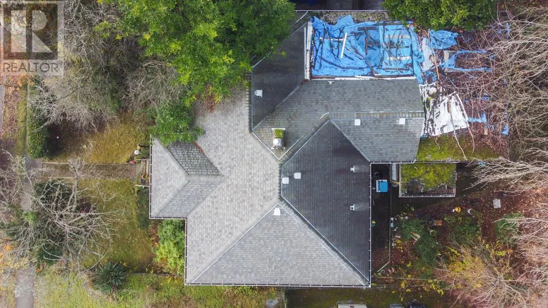 442 W 14th Street, North Vancouver, British Columbia V7M 1P7