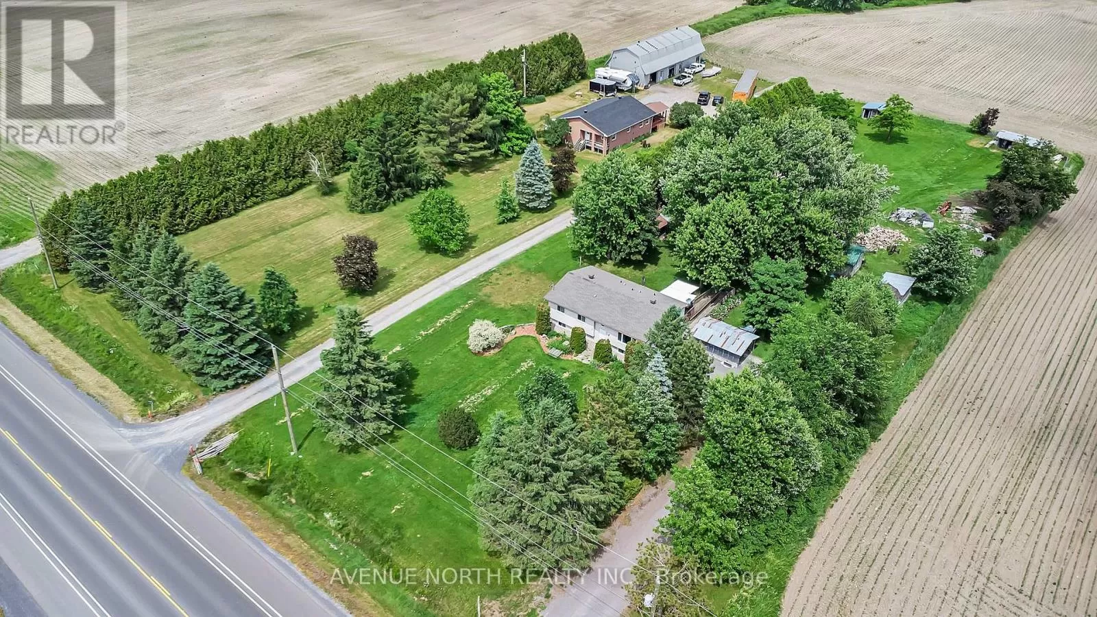 4431/4439 Frank Kenny Road, Ottawa, Ontario K0A 3H0