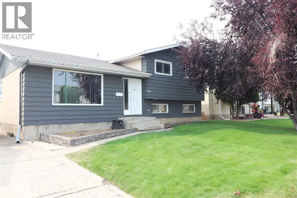 House for rent: 444 Sissons Crescent Se, Medicine Hat, Alberta T1B 2J9