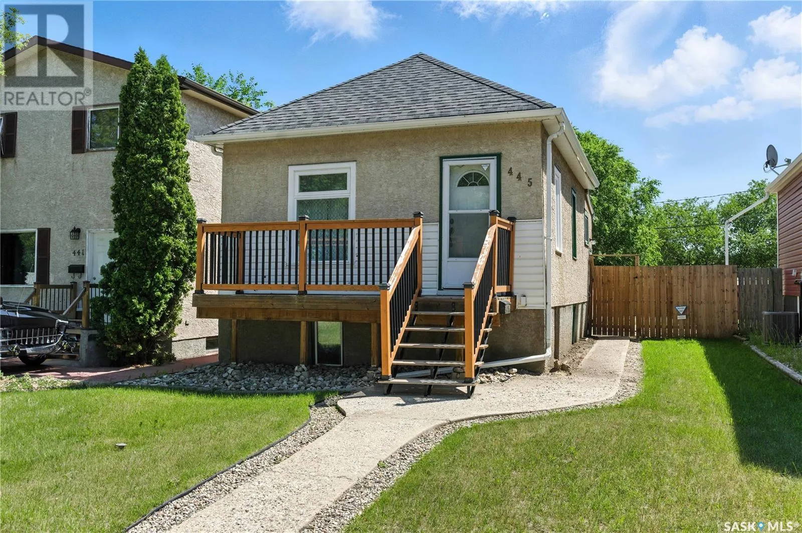 House for rent: 445 York Street, Regina, Saskatchewan S4R 4W7