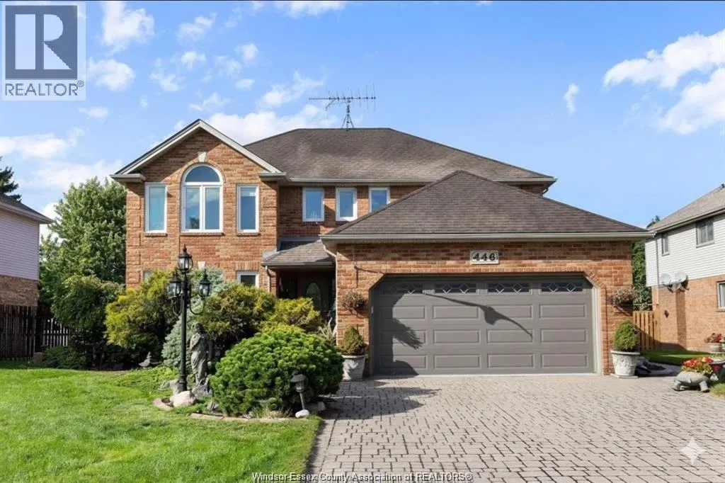 House for rent: 446 Corbett, Tecumseh, Ontario N8N 4T4