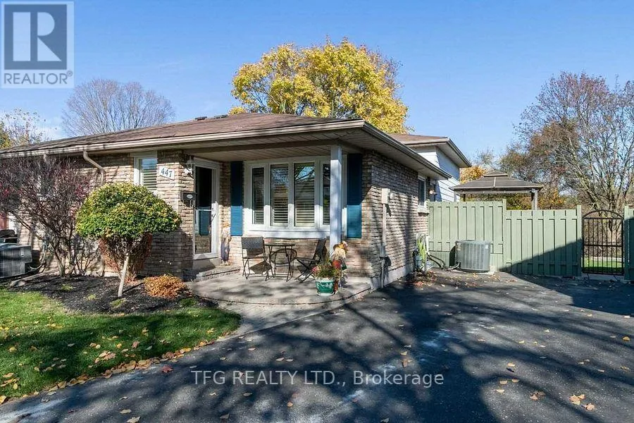 House for rent: 447 Harcourt Lower Boulevard, Oshawa, Ontario L1H 6V8