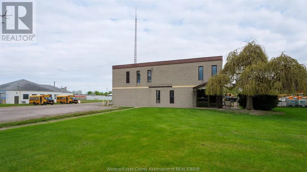 Warehouse for rent: 448 Alma Street, Amherstburg, Ontario N9V 3R4