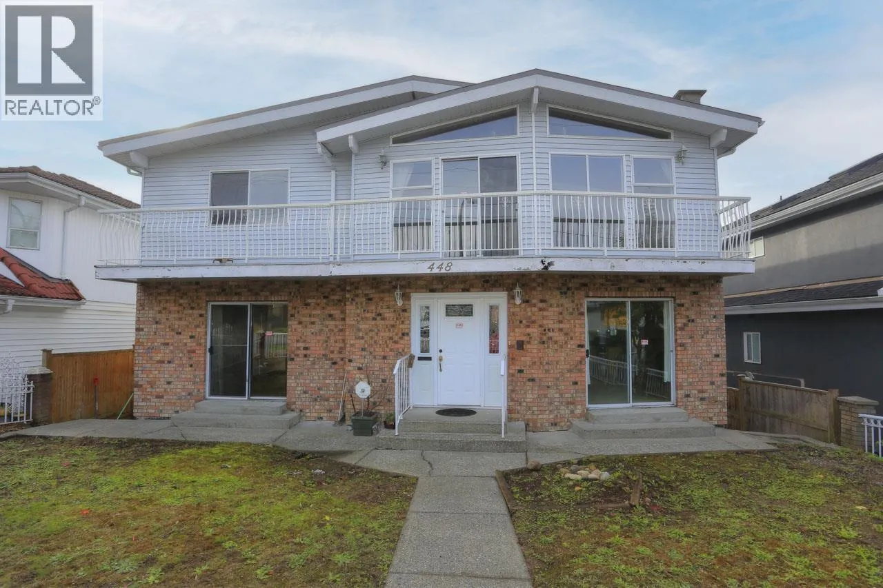 House for rent: 448 E 59th Avenue, Vancouver, British Columbia V5X 1Y1