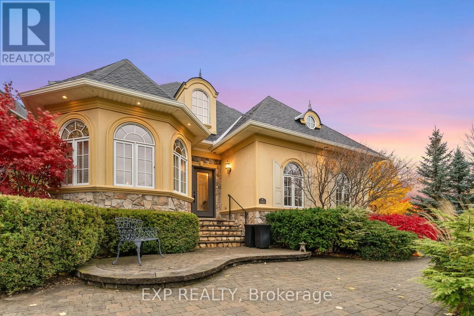 House for rent: 448 Stratford Road, Oakville, Ontario L6H 6Z2