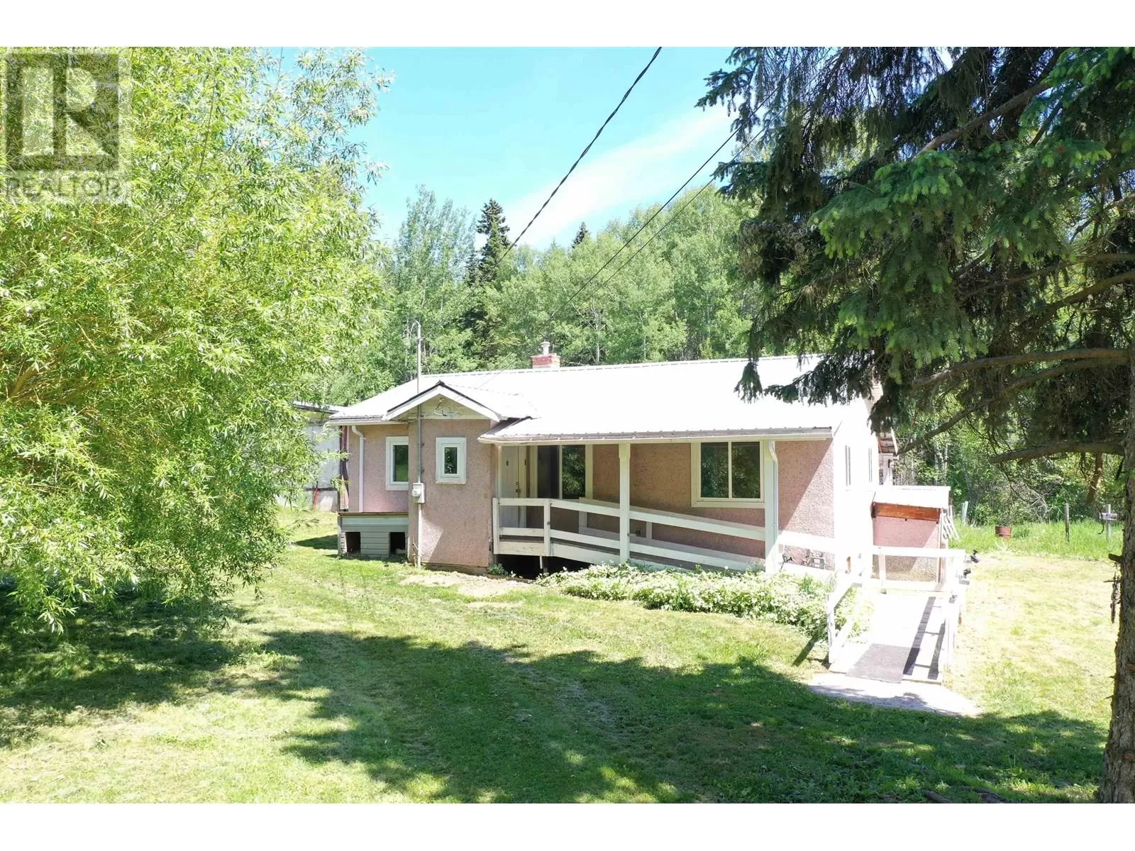 House for rent: 4480 Quesnel-hixon Road, Quesnel, British Columbia V2J 6Y9