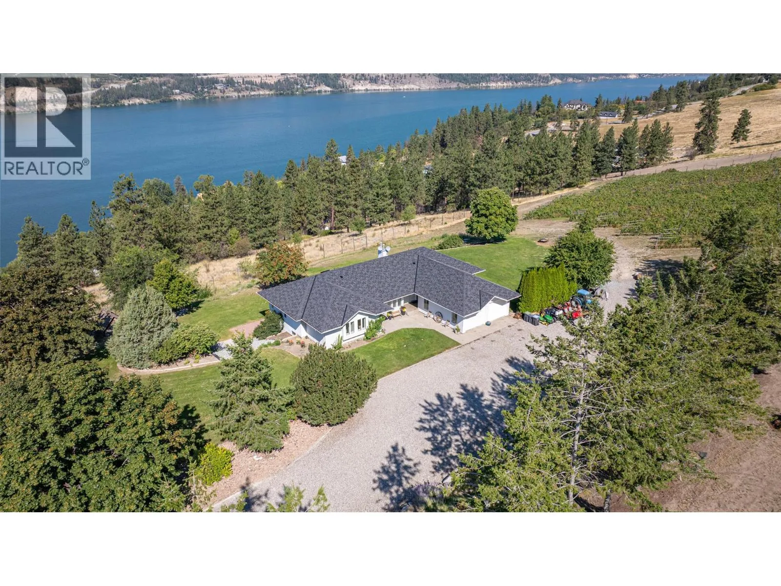 House for rent: 4491 Hebbert Road, Lake Country, British Columbia V4V 2A8