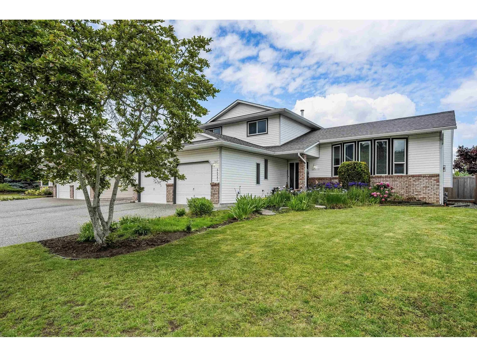 House for rent: 44983 Cumberland Avenue|sardis South, Chilliwack, British Columbia V2R 3C2