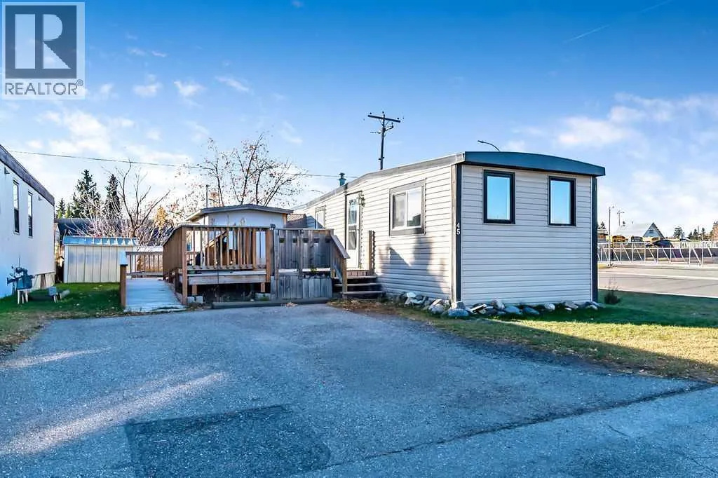 Mobile Home for rent: #45, 112 1st Street Se, Diamond Valley, Alberta T0L 0H0