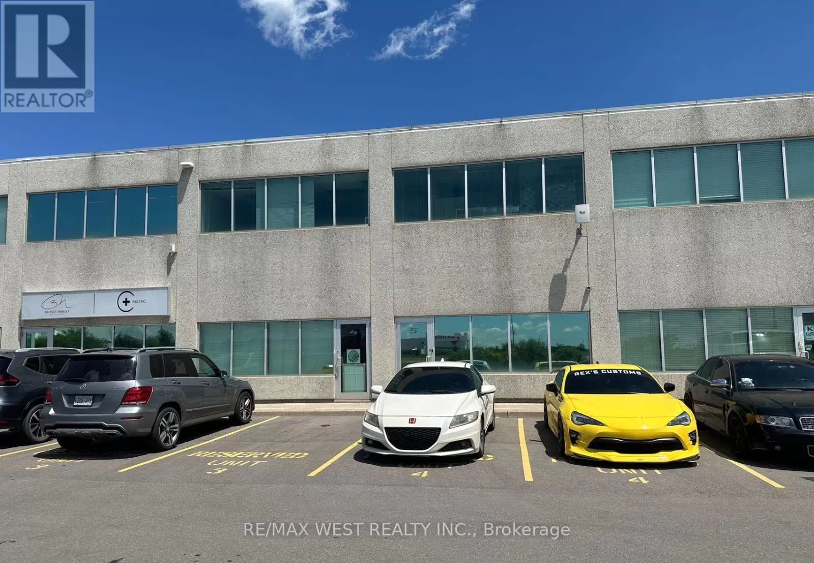 Warehouse for rent: 4/5 - 365 Healey Road, Caledon, Ontario L7E 5C1