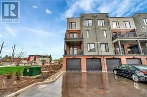 Row / Townhouse for rent: 45 - 99 Roger Street, Waterloo, Ontario N2J 0G1