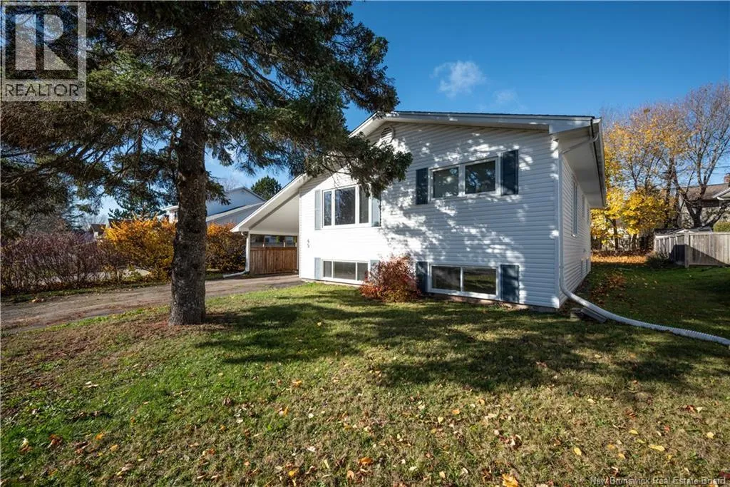 45 Cabot Drive, Moncton, New Brunswick E1A 5K8